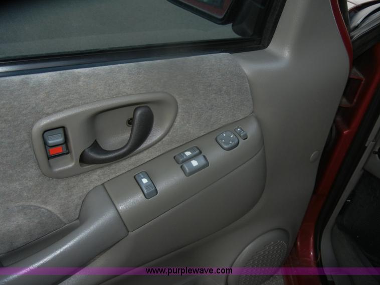 image for item D4649 2002 Chevrolet S10 Xtreme