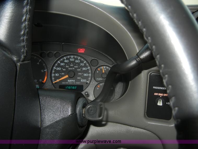 image for item D4649 2002 Chevrolet S10 Xtreme