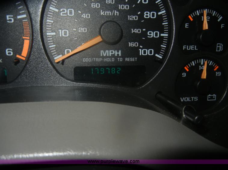 image for item D4649 2002 Chevrolet S10 Xtreme