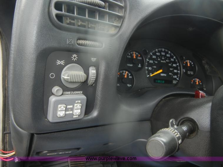 image for item D4650 1999 Chevrolet S10 LS