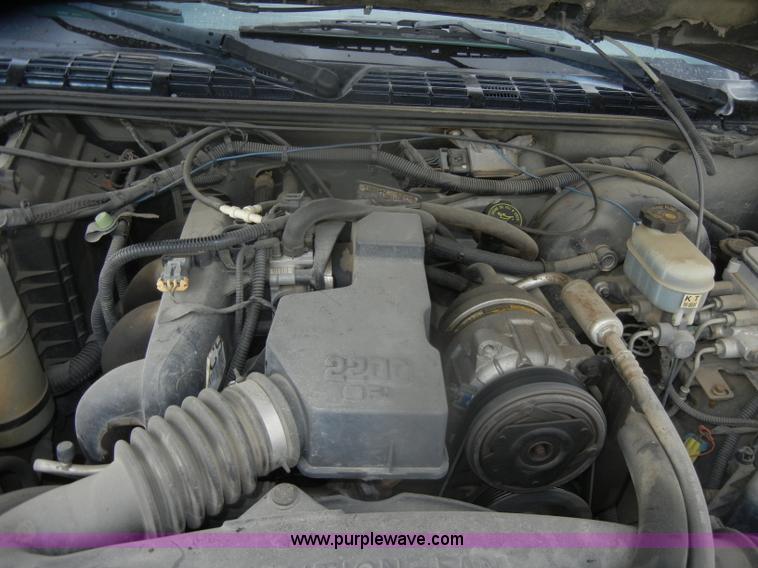 image for item D4650 1999 Chevrolet S10 LS