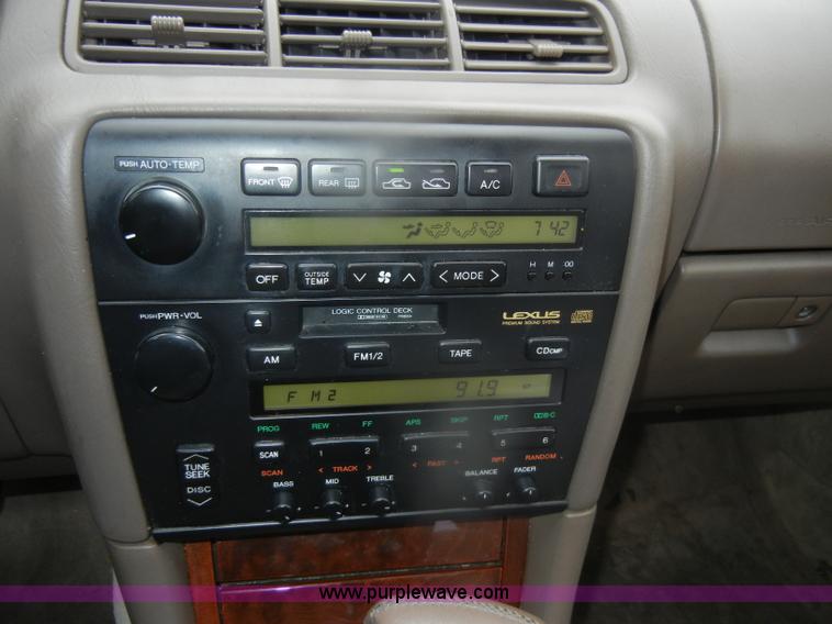 image for item D4729 1995 Lexus ES300