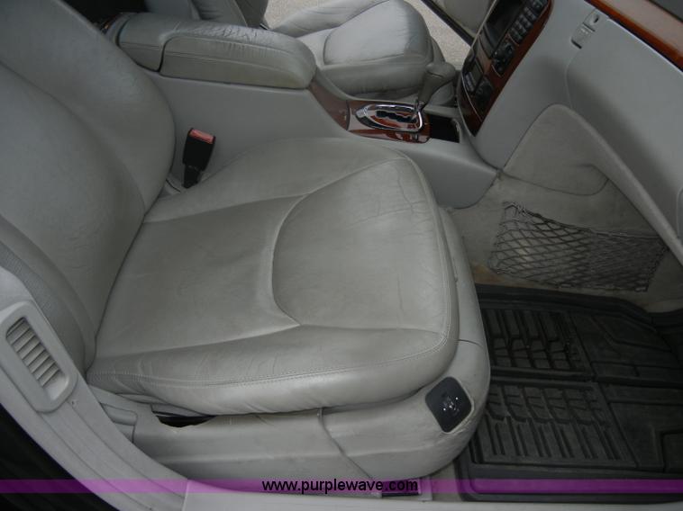 image for item D4730 2000 Mercedes Benz S430