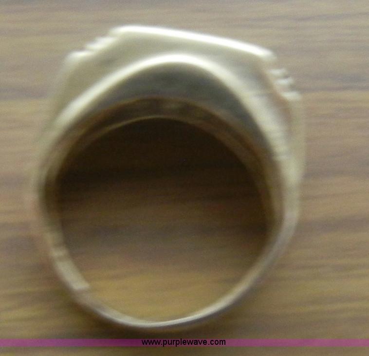 image for item F9193 Assorted jewelry