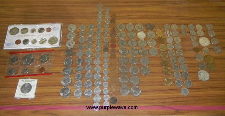 image for item F9198 Assorted coins