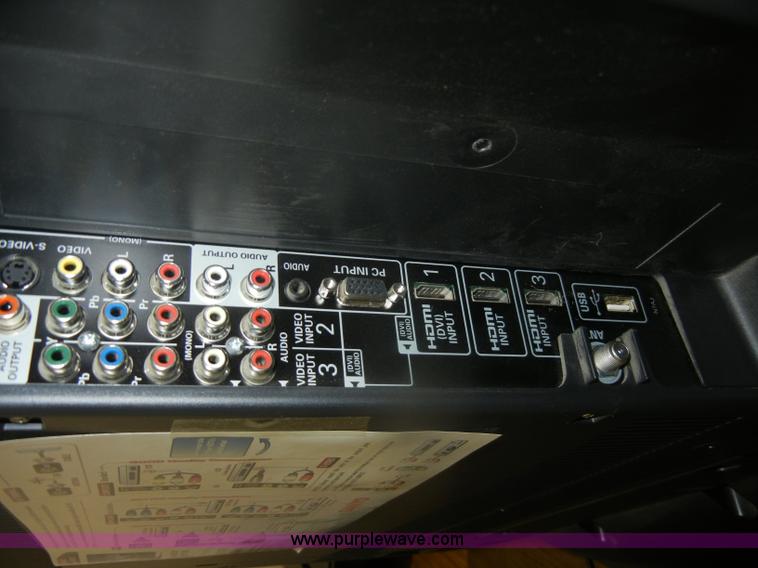 image for item F9229 Sanyo 36" television