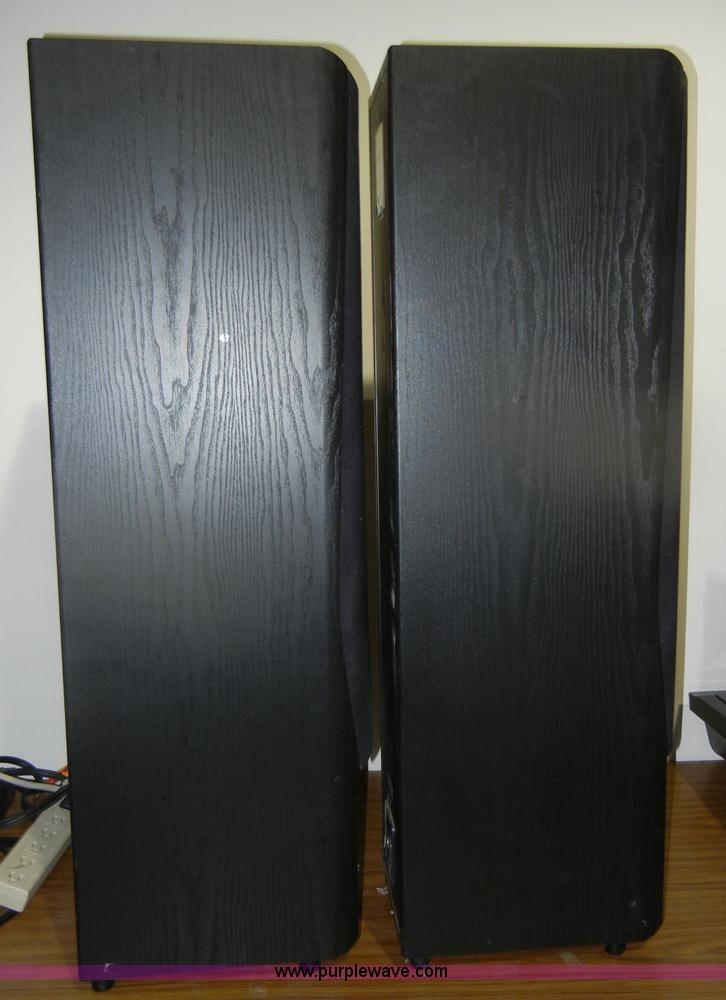 image for item F9230 (2) Infinity Primus 360 speakers