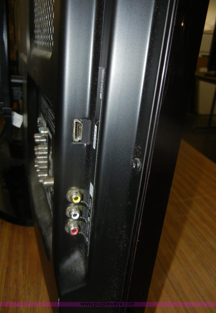 image for item F9234 Samsung 50" television