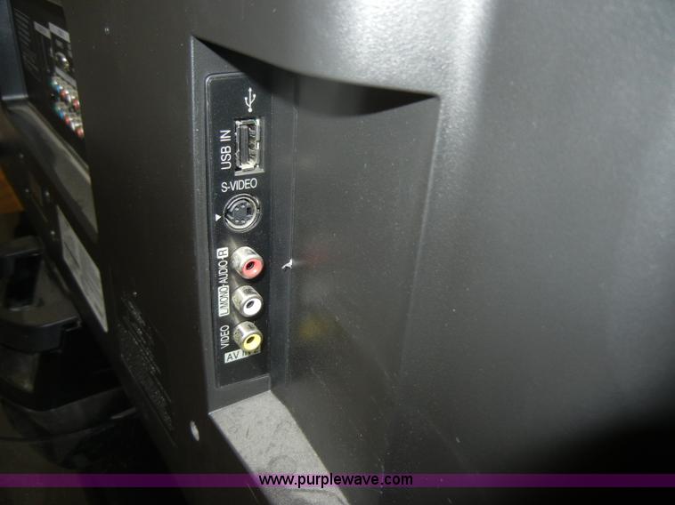 image for item F9235 LG 37" television