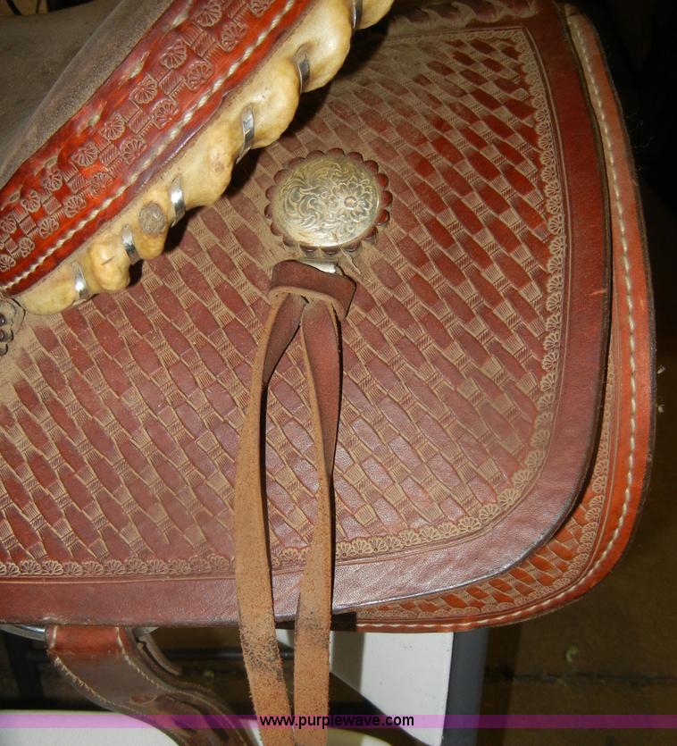 image for item F9247 Saddle King roping saddle