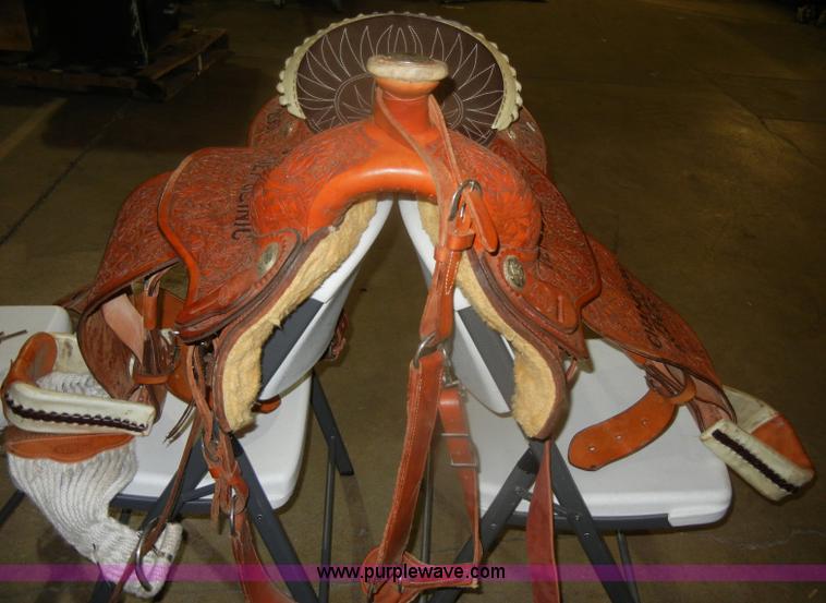 image for item F9248 Billy Cook roping saddle