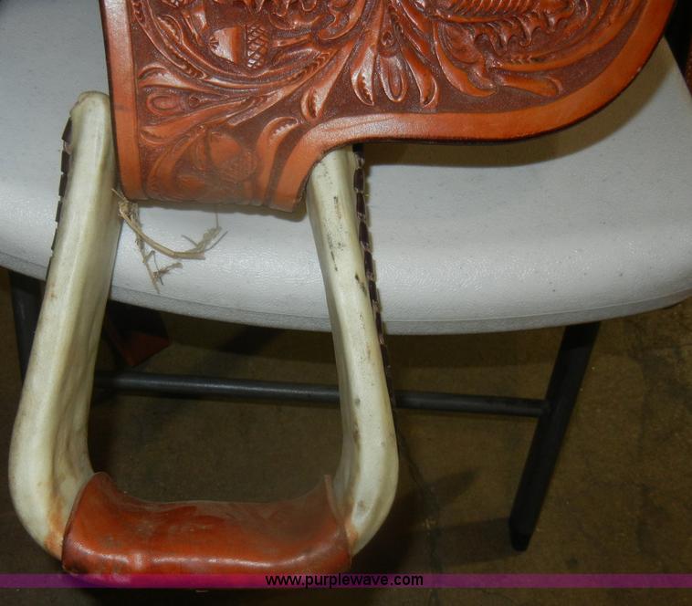 image for item F9248 Billy Cook roping saddle