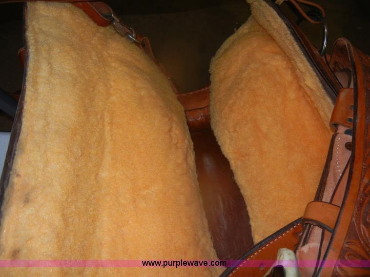 image for item F9248 Billy Cook roping saddle
