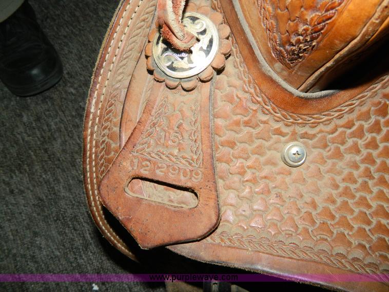 image for item S9199 15" leather roping saddle
