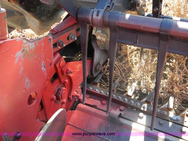 image for item B3956 1994 Case IH 1020 flex header