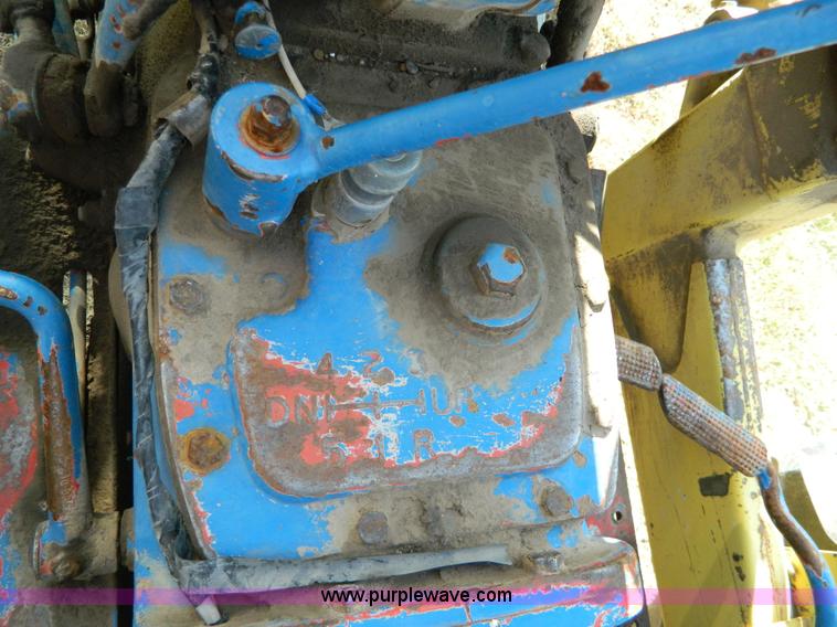 image for item B3959 Ford 800 tractor