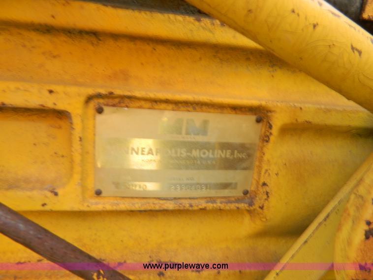 image for item B3968 1967 Minneapolis Moline M670 tractor