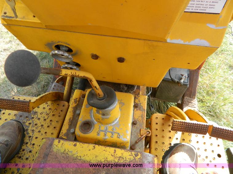 image for item B3968 1967 Minneapolis Moline M670 tractor