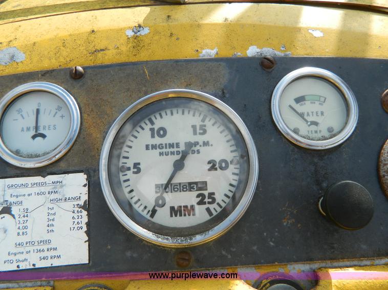 image for item B3968 1967 Minneapolis Moline M670 tractor