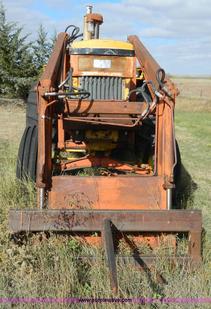 image for item B3968 1967 Minneapolis Moline M670 tractor