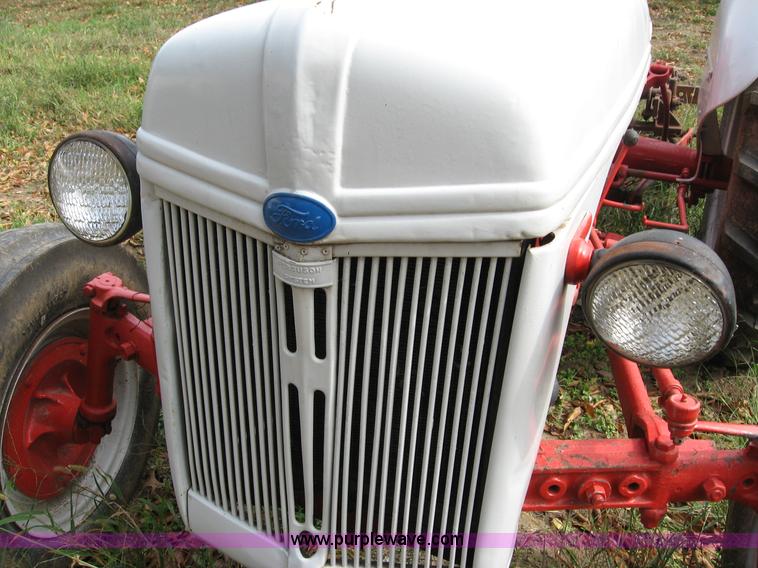 image for item B6407 1946 Ford 2N tractor