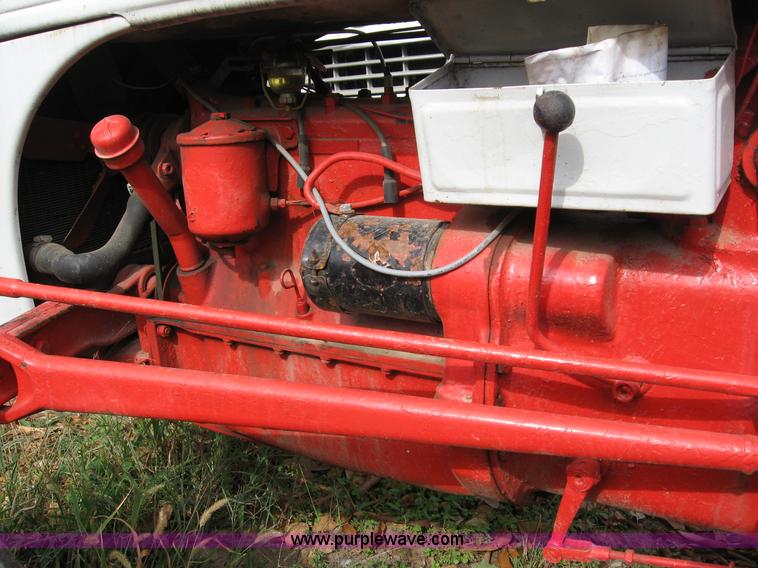 image for item B6407 1946 Ford 2N tractor