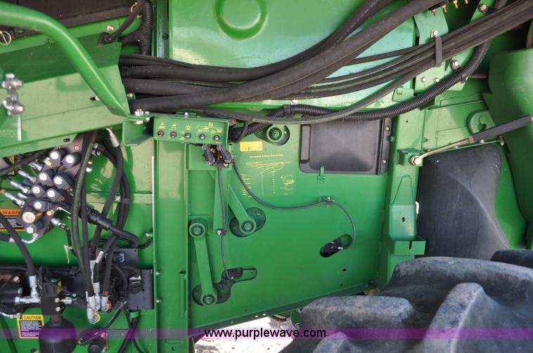 image for item C3199 2010 John Deere 9770 STS 2WD combine