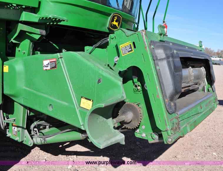 image for item C3199 2010 John Deere 9770 STS 2WD combine