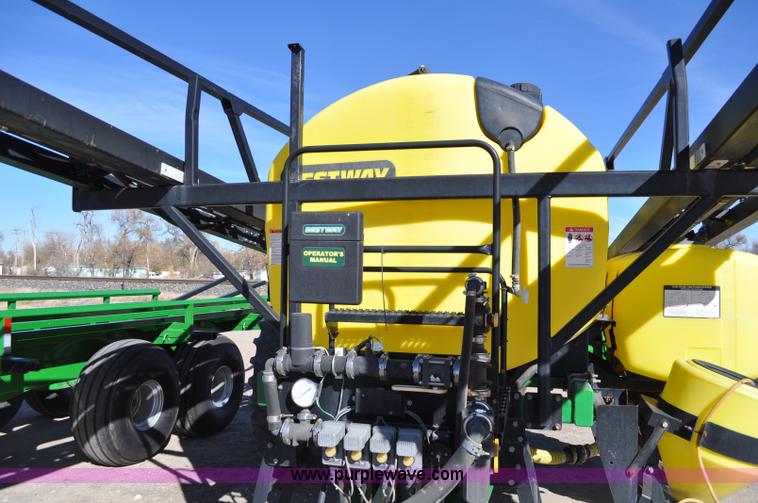 image for item C3200 2007 Bestway Field-Pro IV sprayer