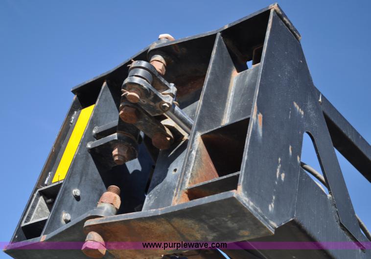 image for item C3200 2007 Bestway Field-Pro IV sprayer