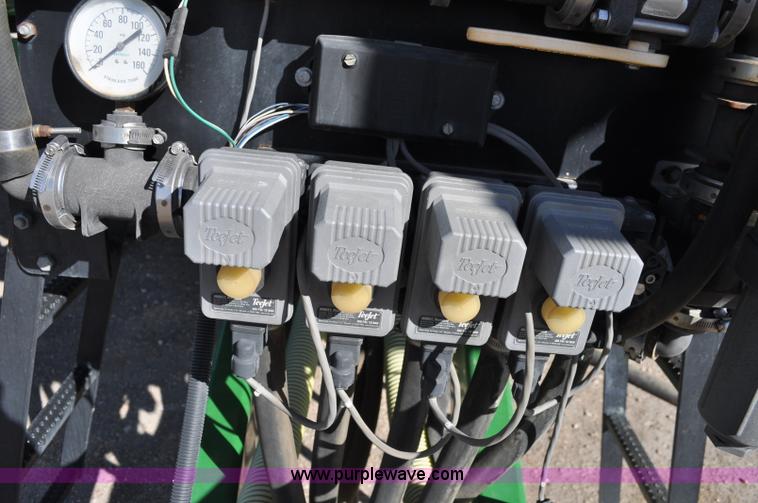 image for item C3200 2007 Bestway Field-Pro IV sprayer