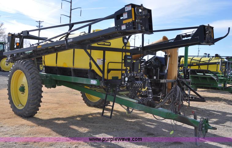 image for item C3201 2006 Bestway Field-Pro IV sprayer