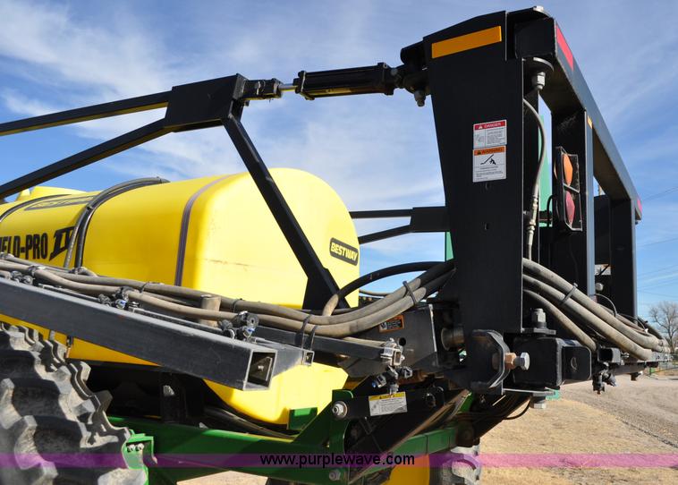 image for item C3201 2006 Bestway Field-Pro IV sprayer