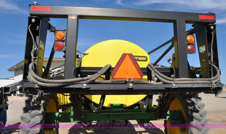 image for item C3201 2006 Bestway Field-Pro IV sprayer