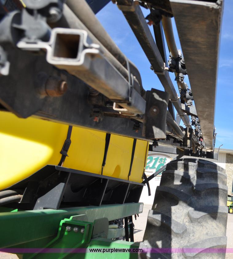 image for item C3201 2006 Bestway Field-Pro IV sprayer