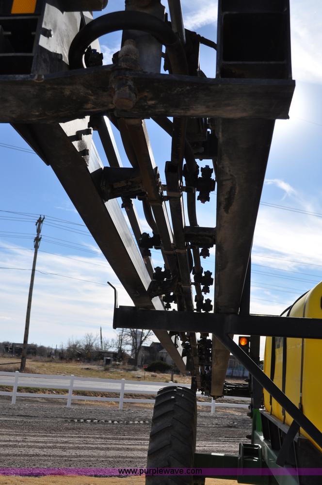 image for item C3201 2006 Bestway Field-Pro IV sprayer