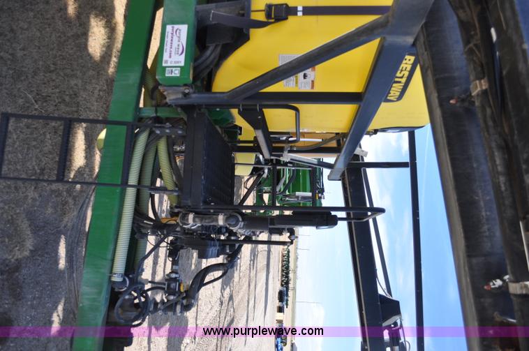 image for item C3201 2006 Bestway Field-Pro IV sprayer
