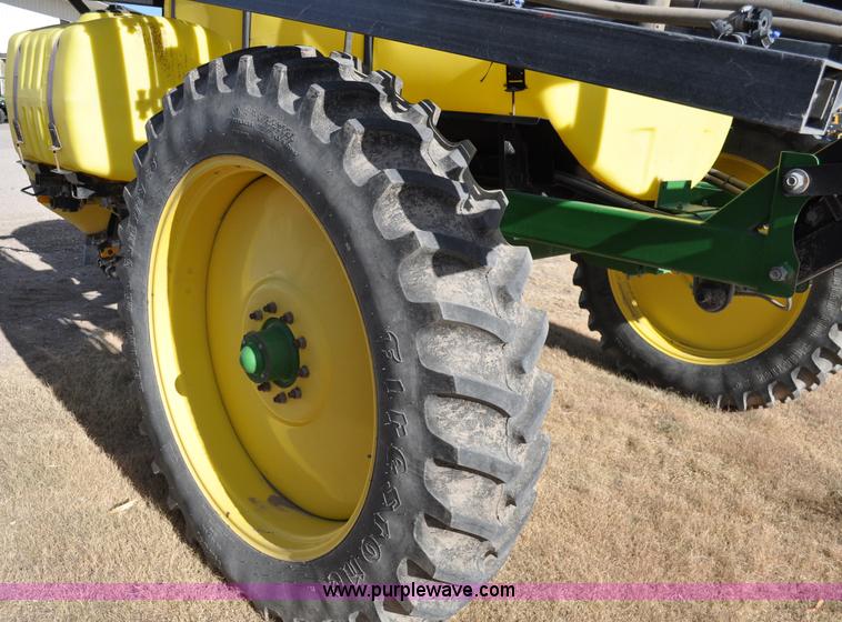 image for item C3201 2006 Bestway Field-Pro IV sprayer