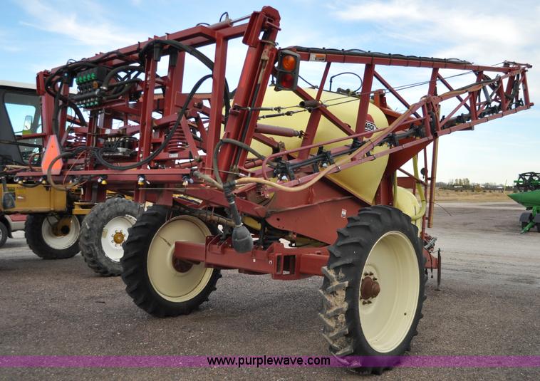image for item C3202 2004 Hardi 1100 Navigator sprayer