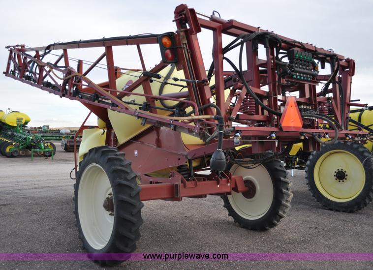 image for item C3202 2004 Hardi 1100 Navigator sprayer