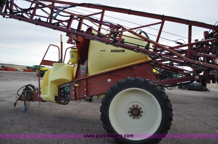 image for item C3202 2004 Hardi 1100 Navigator sprayer