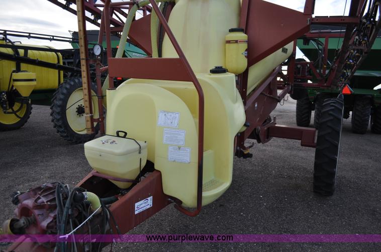 image for item C3202 2004 Hardi 1100 Navigator sprayer
