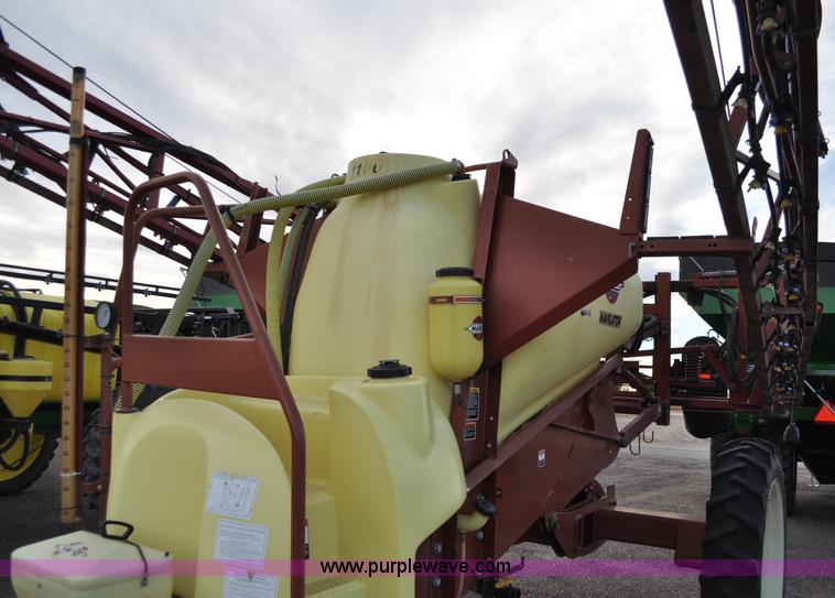 image for item C3202 2004 Hardi 1100 Navigator sprayer