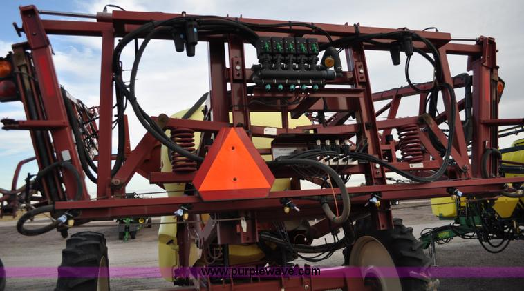 image for item C3202 2004 Hardi 1100 Navigator sprayer