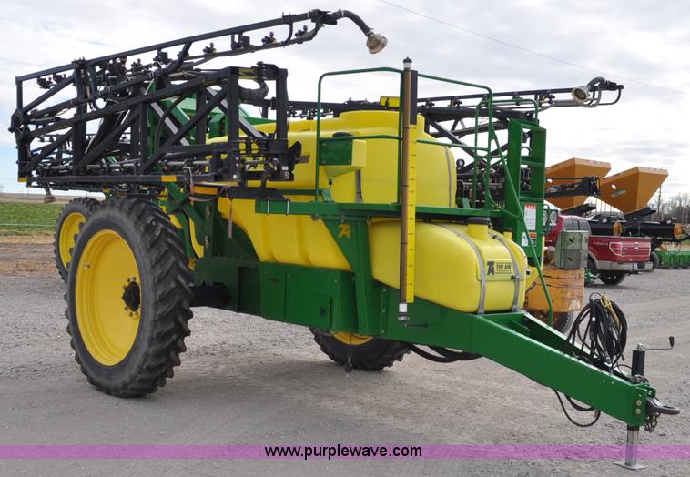 image for item C3205 2006 Top Air TA1200 sprayer