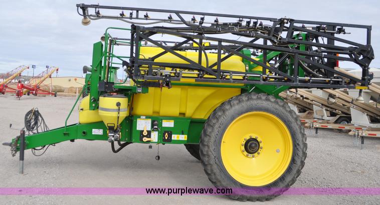 image for item C3205 2006 Top Air TA1200 sprayer