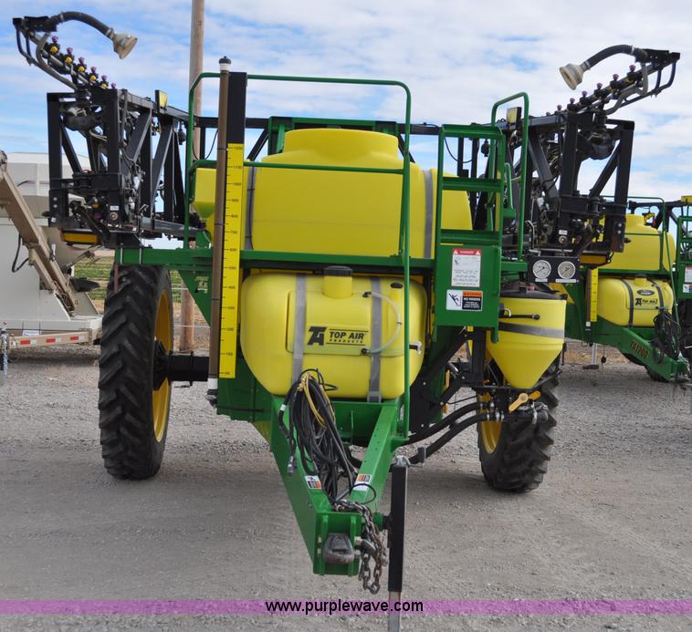 image for item C3205 2006 Top Air TA1200 sprayer