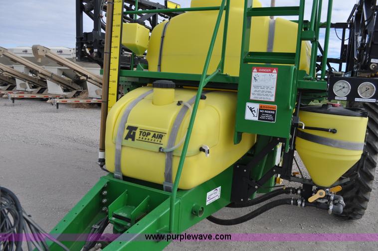 image for item C3205 2006 Top Air TA1200 sprayer