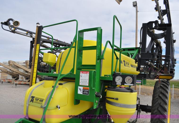 image for item C3205 2006 Top Air TA1200 sprayer