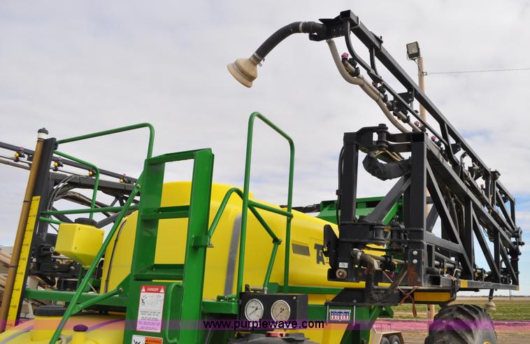 image for item C3205 2006 Top Air TA1200 sprayer